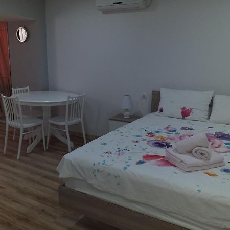 Boutique Apartment 17 Tbilissi Extérieur photo