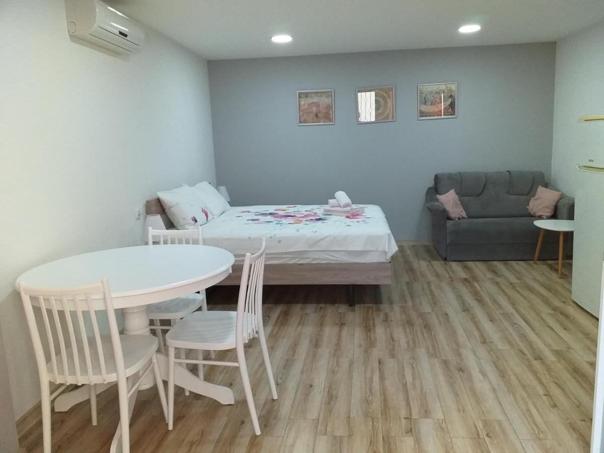 Boutique Apartment 17 Tbilissi Extérieur photo